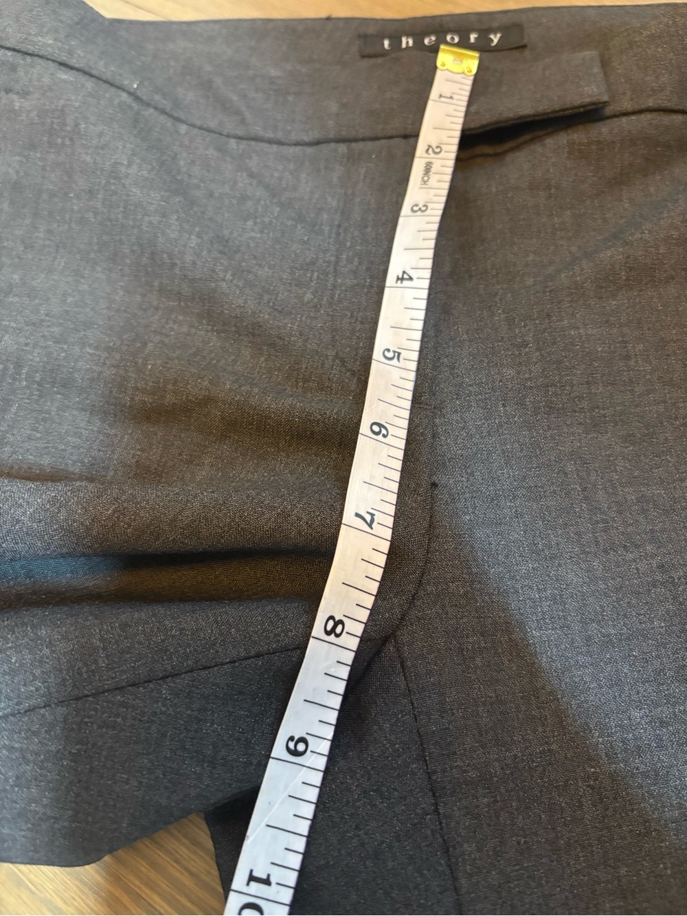 Theory Women's Gray Wool Blend Dress Pants. Size 2 - Picture 3 of 7